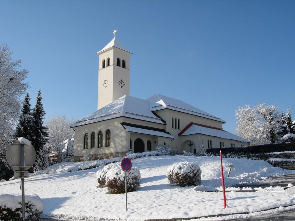 Kirchenwirt Otel Velden am Wörthersee Dış mekan fotoğraf